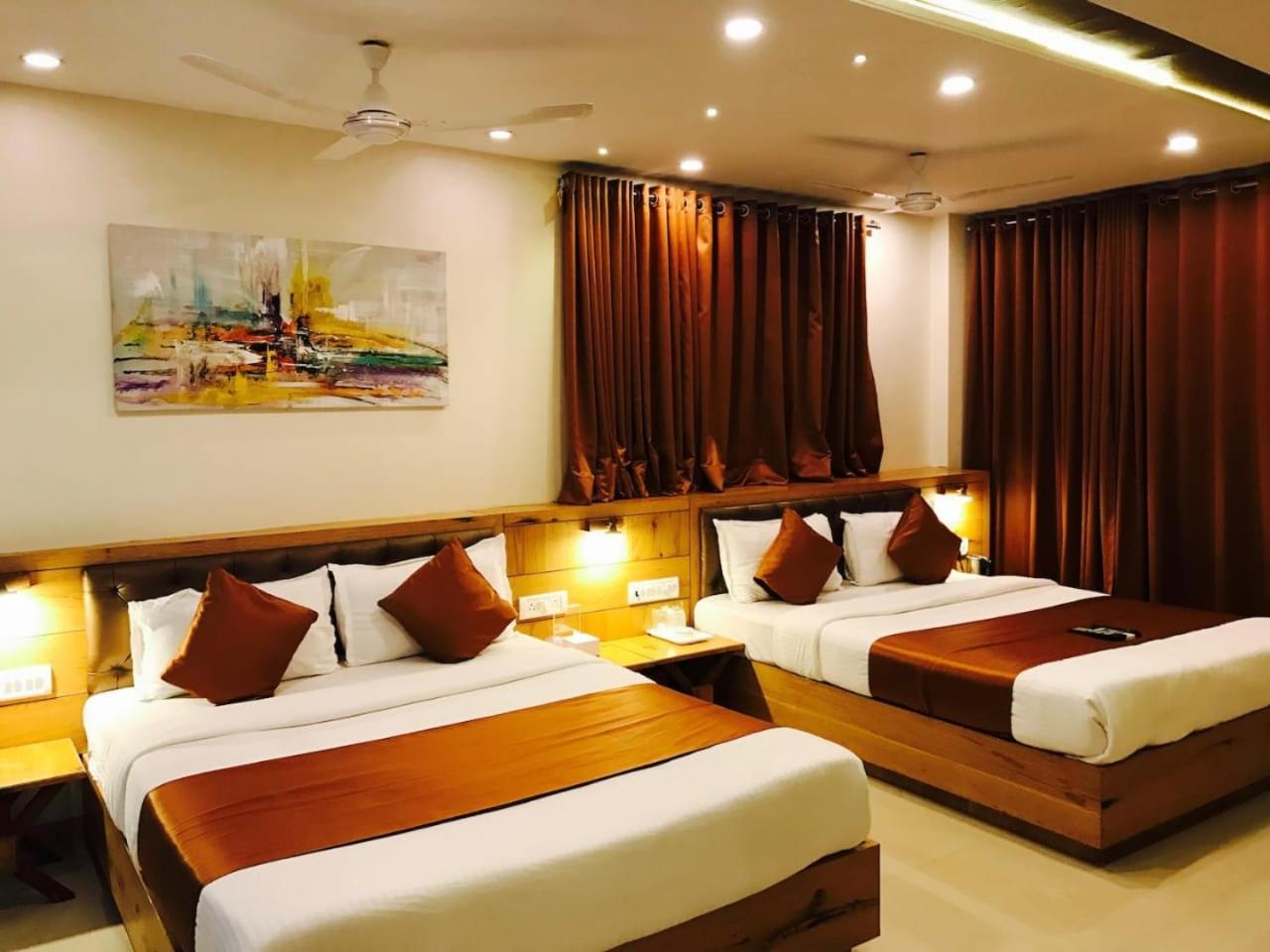 Grandeur By Avion Palace Near T2 International Airport Mumbai Bagian luar foto
