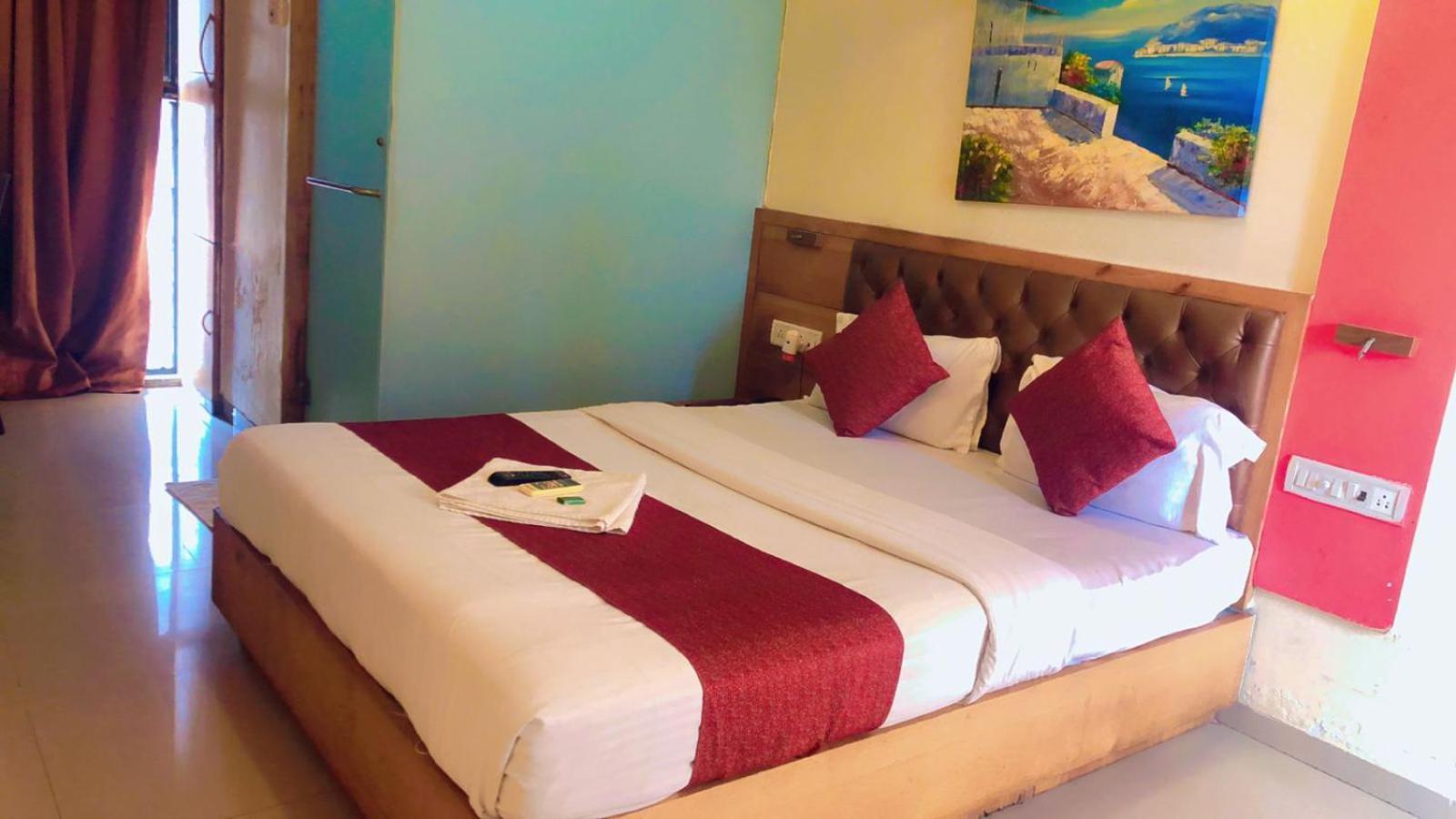 Grandeur By Avion Palace Near T2 International Airport Mumbai Bagian luar foto