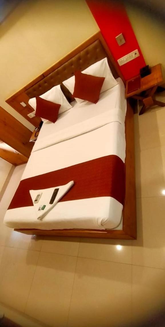 Grandeur By Avion Palace Near T2 International Airport Mumbai Bagian luar foto